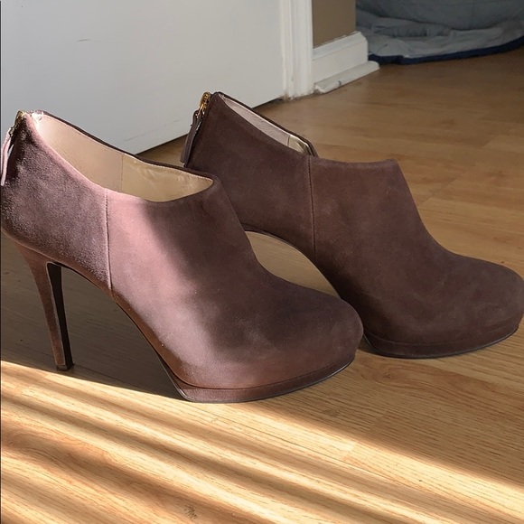 Boots - Picture 2 of 3